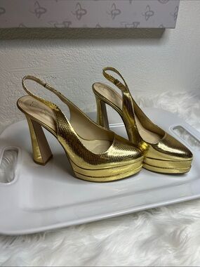 Jessica Simpson Metallic Gold Platform Slingback Heels